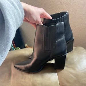 Steve Madden Acton Boot Size 9.5